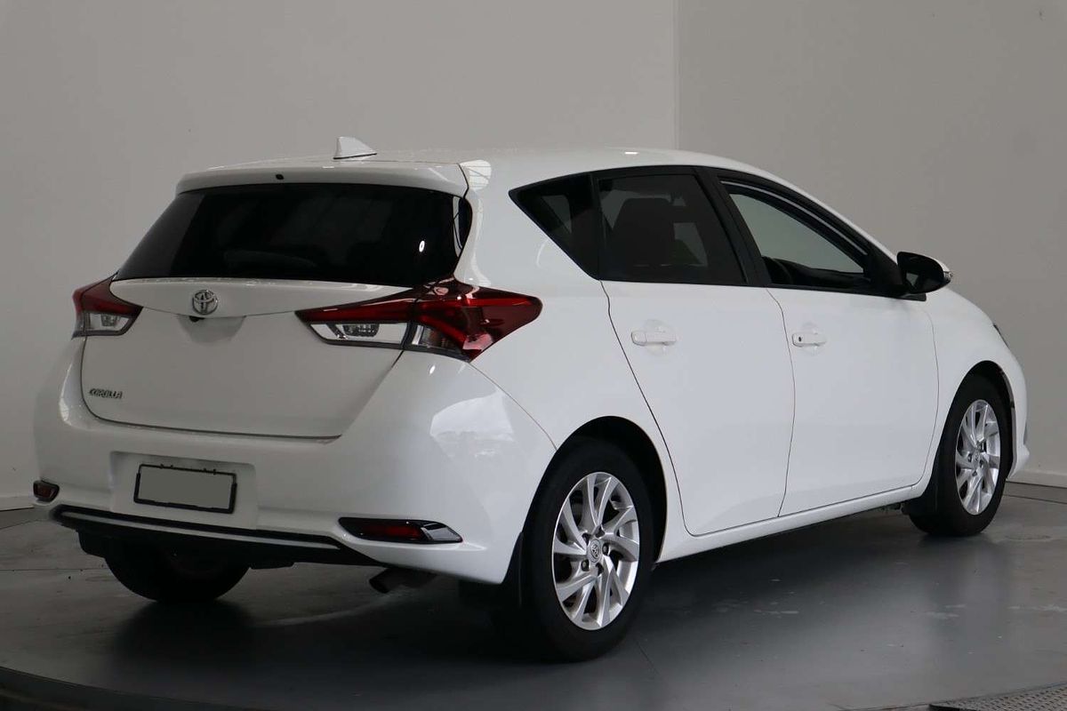 2017 Toyota Corolla Ascent Sport ZRE182R