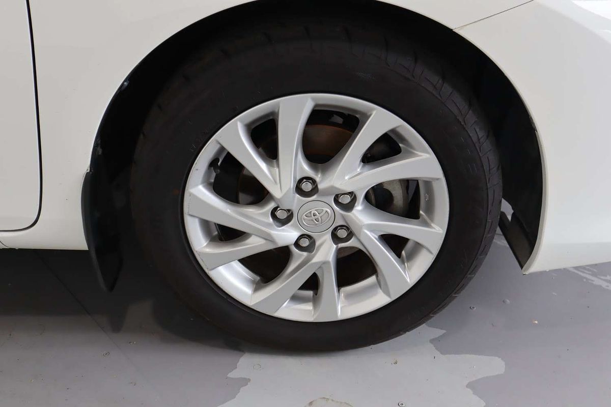 2017 Toyota Corolla Ascent Sport ZRE182R