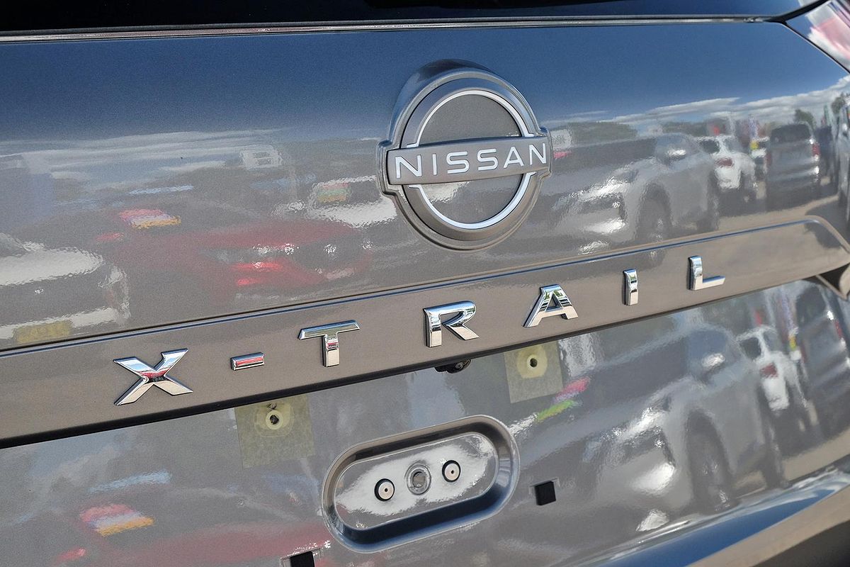 2024 Nissan X-TRAIL ST-L T33