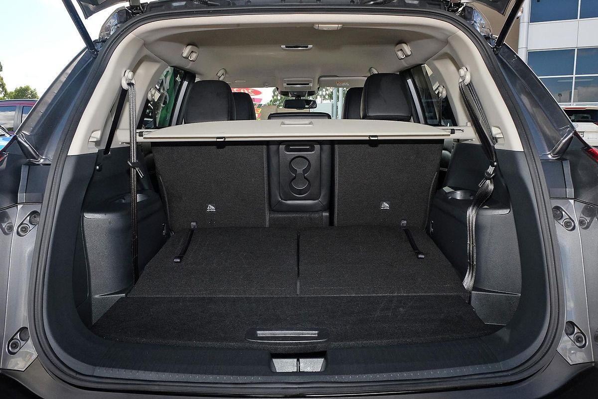 2024 Nissan X-TRAIL ST-L T33