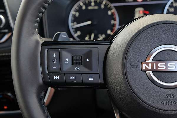 2024 Nissan X-TRAIL ST-L T33