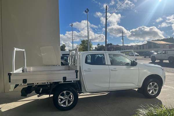 2025 Isuzu D-MAX LS-M 4X4