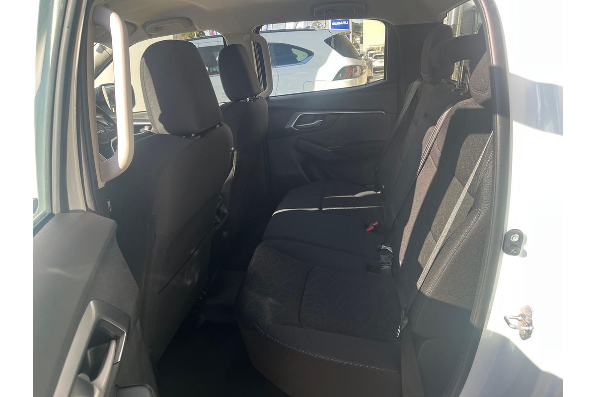 2025 Isuzu D-MAX LS-M 4X4