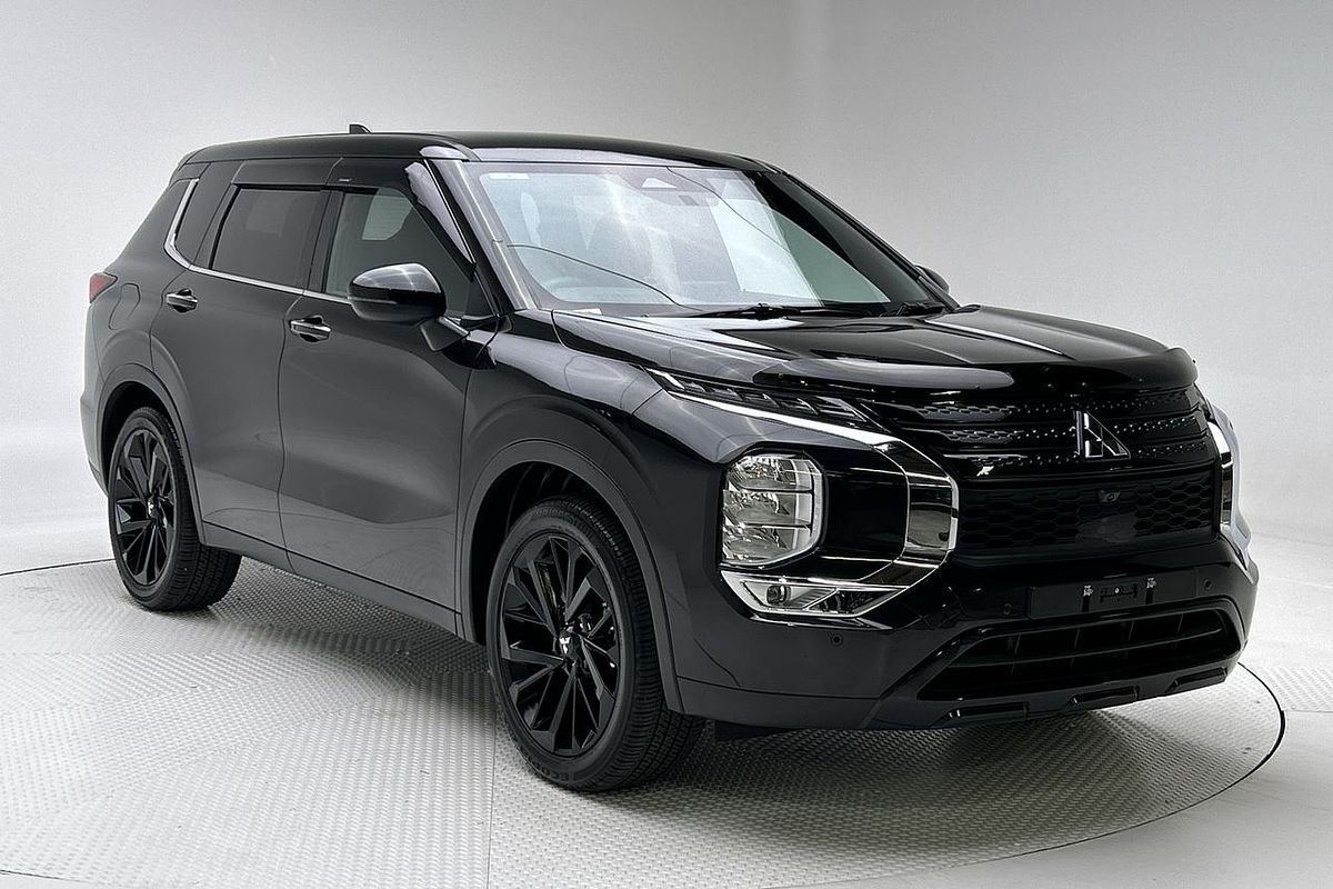 2023 Mitsubishi Outlander LS ZM