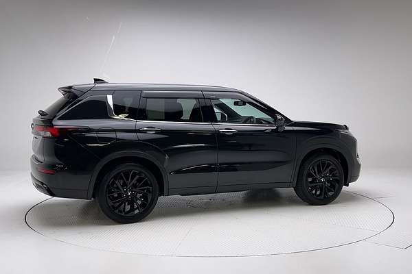 2023 Mitsubishi Outlander LS ZM