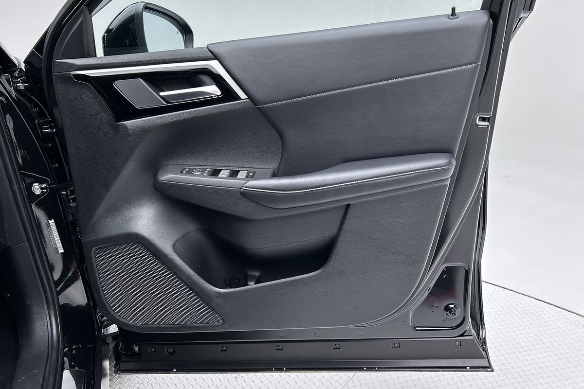 2023 Mitsubishi Outlander LS ZM