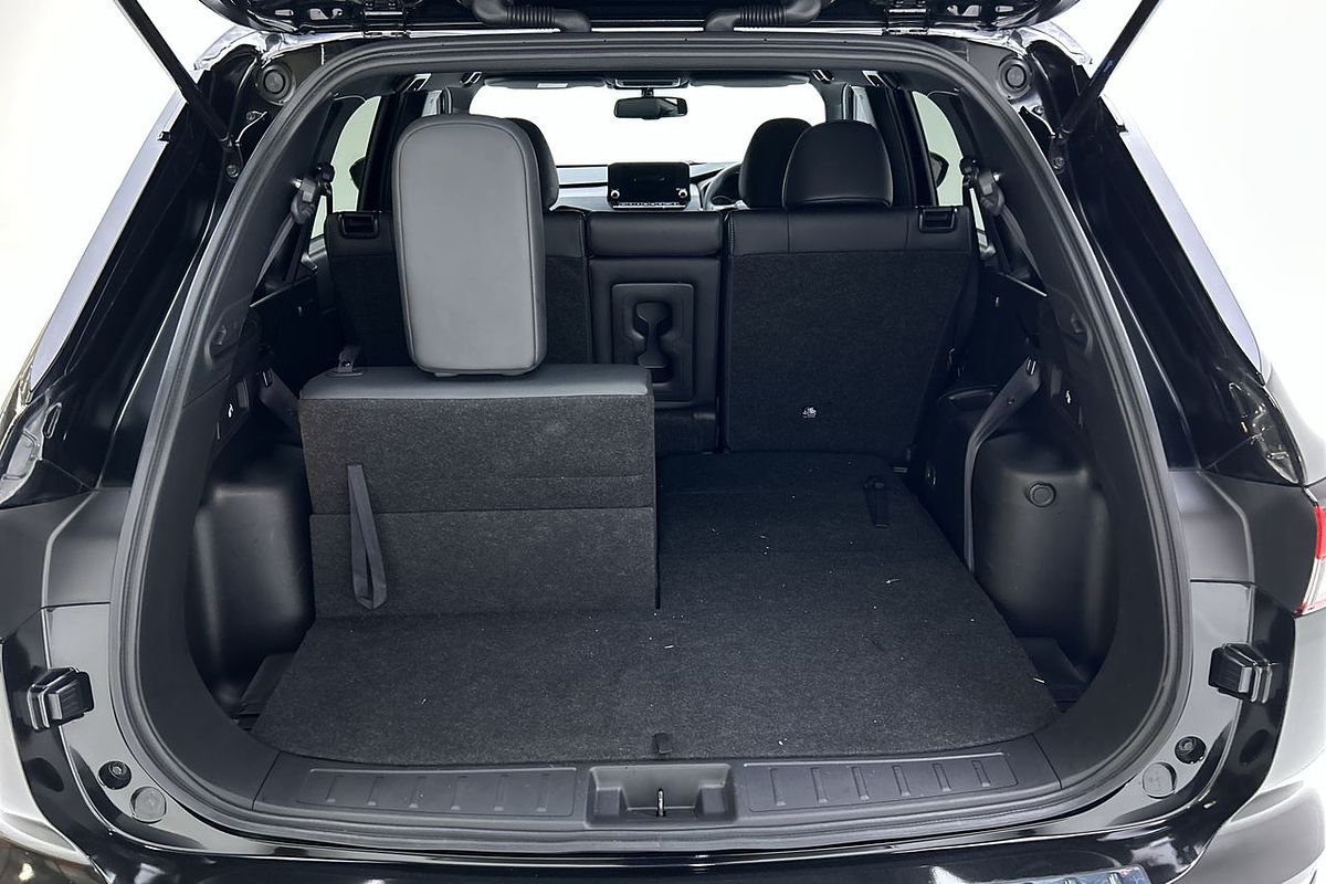 2023 Mitsubishi Outlander LS ZM