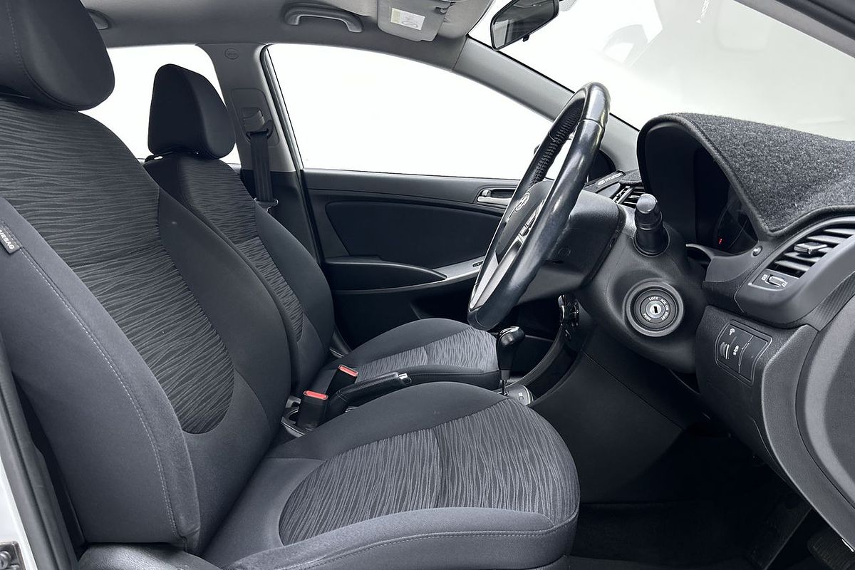 2018 Hyundai Accent Sport RB6