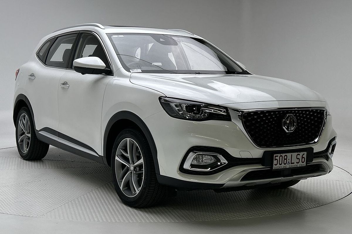 2022 MG HS Essence SAS23