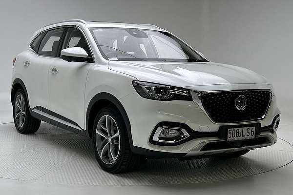 2022 MG HS Essence SAS23