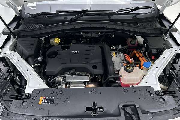 2022 MG HS Essence SAS23
