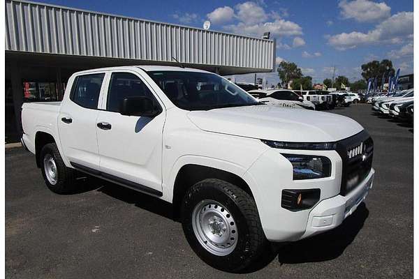 2024 Mitsubishi Triton GLX MV 4X4