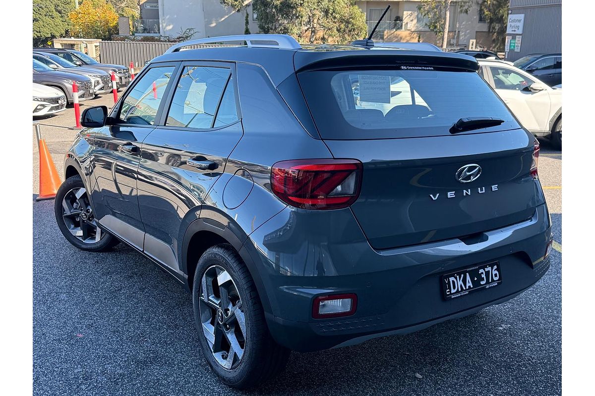2025 Hyundai Venue Active QX.V5