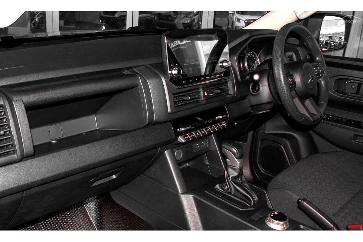 2024 Mitsubishi Triton GLX MV 4X4