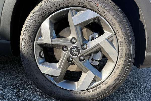 2025 Hyundai Venue Active QX.V5