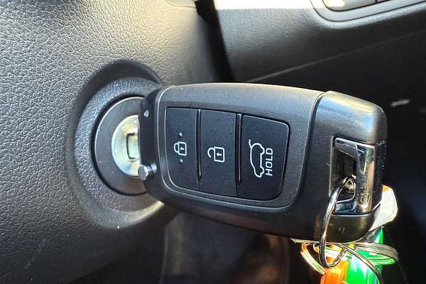 2025 Hyundai Venue Active QX.V5