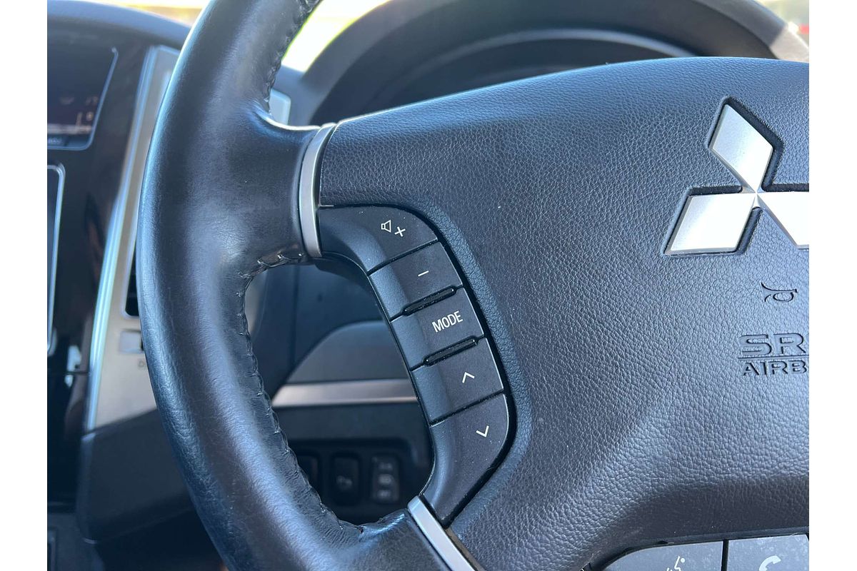2020 Mitsubishi Pajero GLS NX