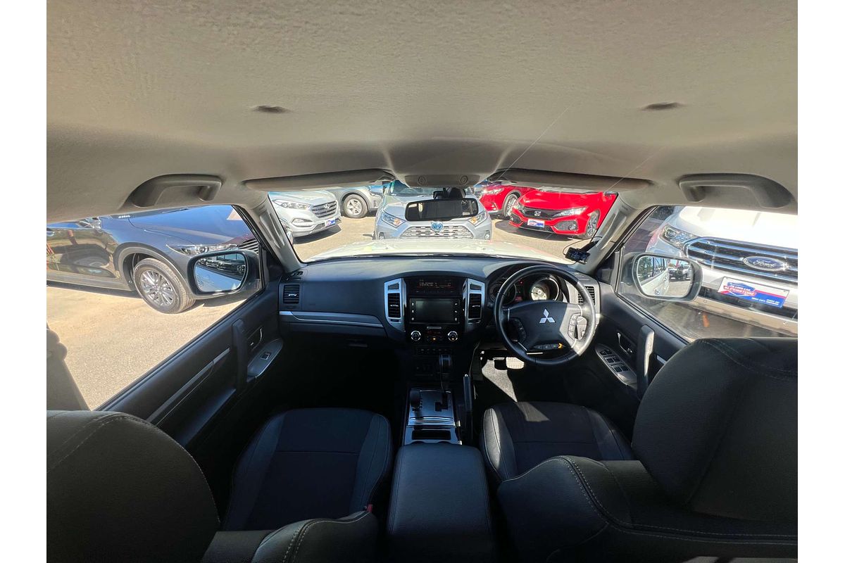 2020 Mitsubishi Pajero GLS NX
