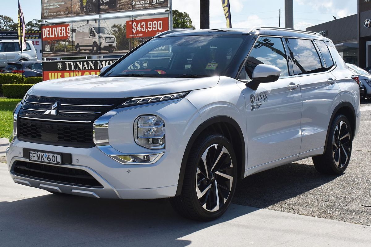 2024 Mitsubishi Outlander PHEV Exceed Tourer ZM