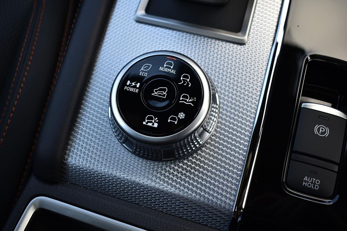2024 Mitsubishi Outlander PHEV Exceed Tourer ZM