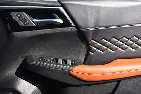 2024 Mitsubishi Outlander PHEV Exceed Tourer ZM