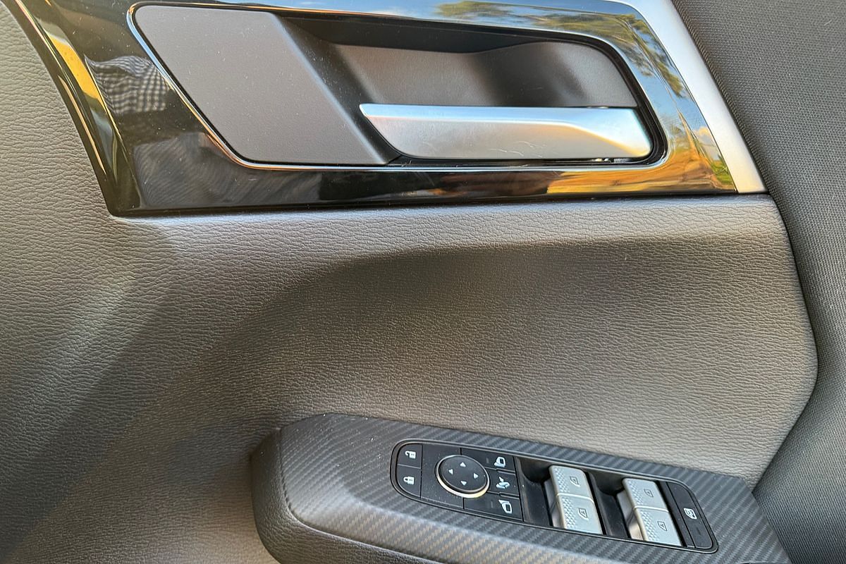 2022 Mitsubishi Outlander LS ZM