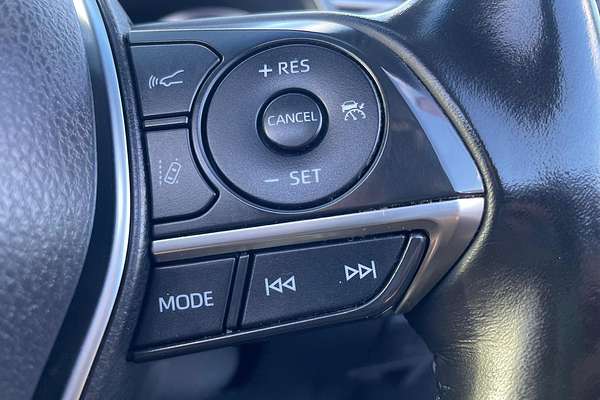 2018 Toyota Camry SL AXVH71R