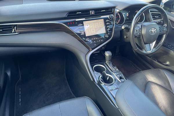 2018 Toyota Camry SL AXVH71R