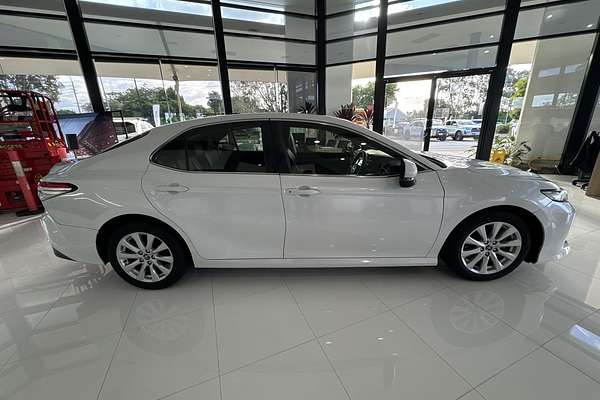 2018 Toyota Camry Ascent ASV70R