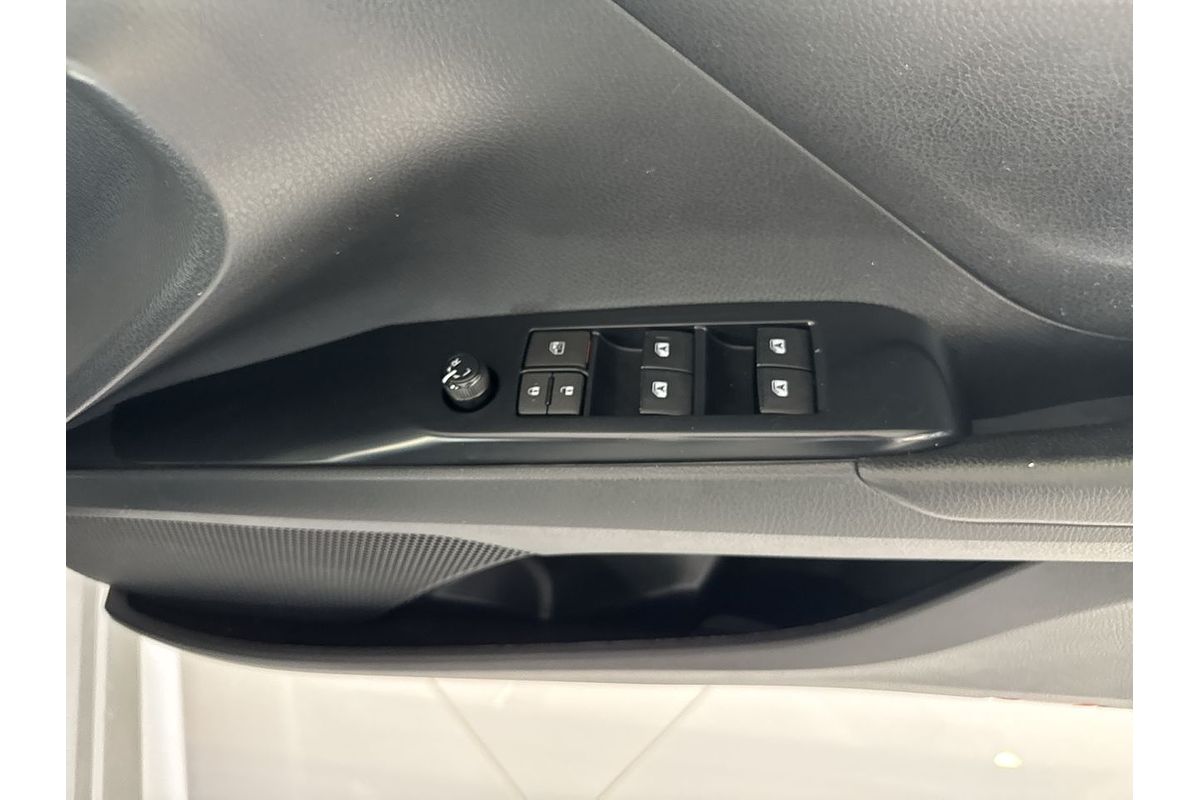 2018 Toyota Camry Ascent ASV70R