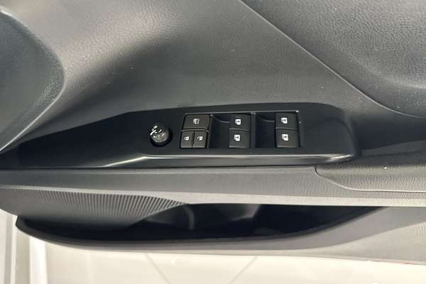 2018 Toyota Camry Ascent ASV70R