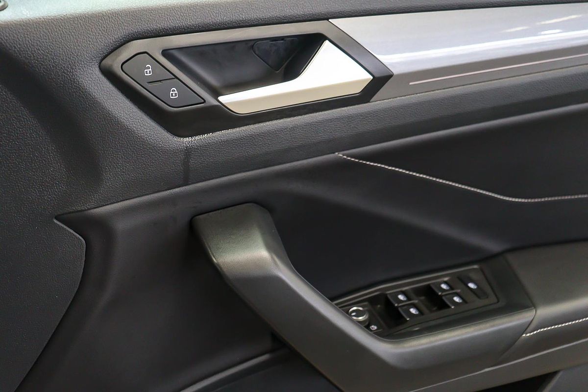 2024 Volkswagen T-Roc 110TSI Style D11