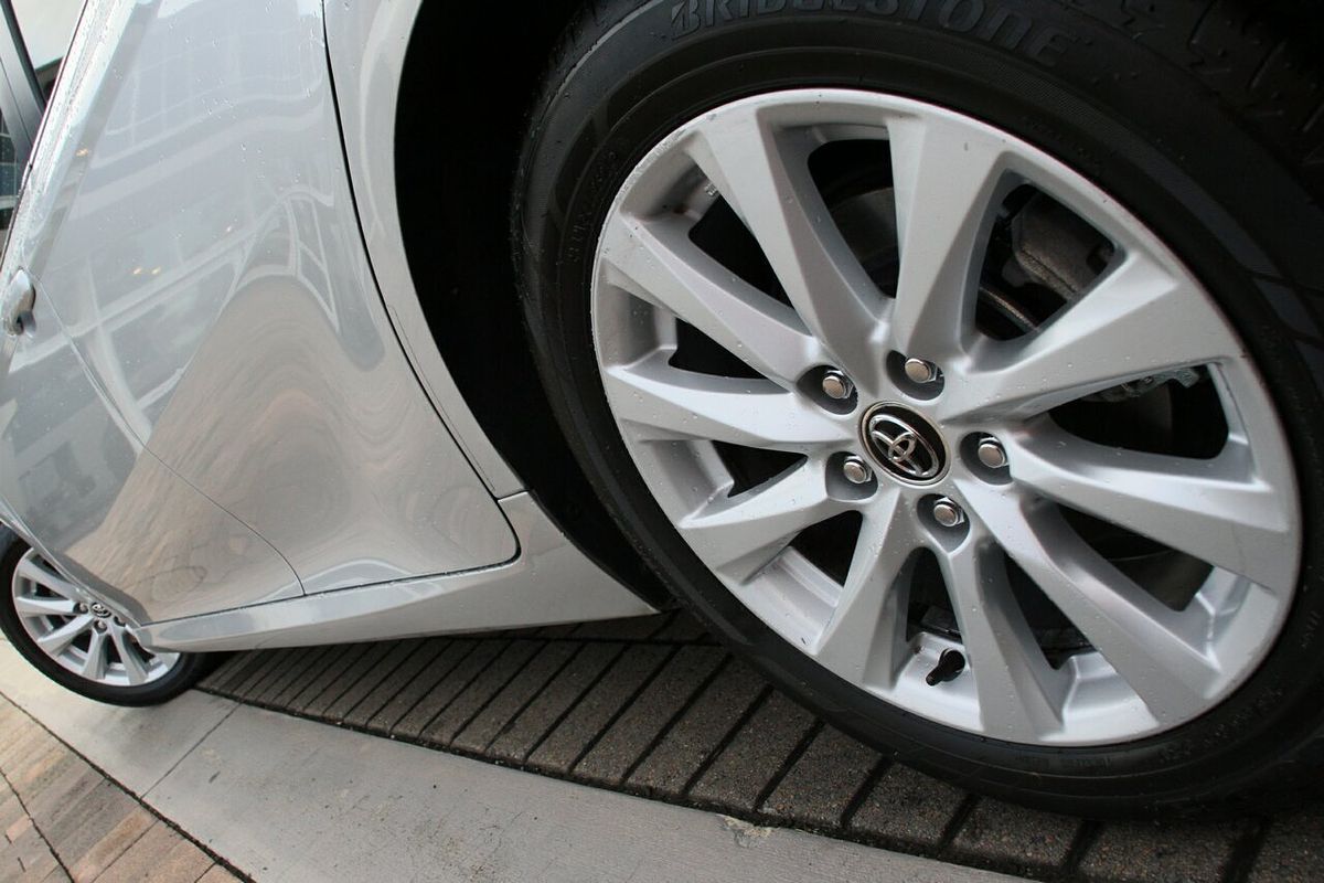 2019 Toyota Camry Ascent ASV70R