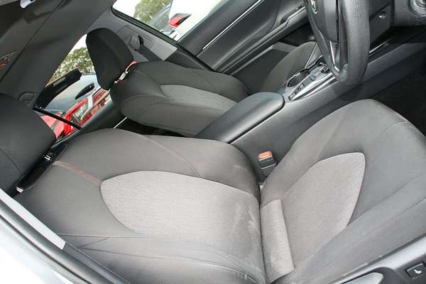 2019 Toyota Camry Ascent ASV70R