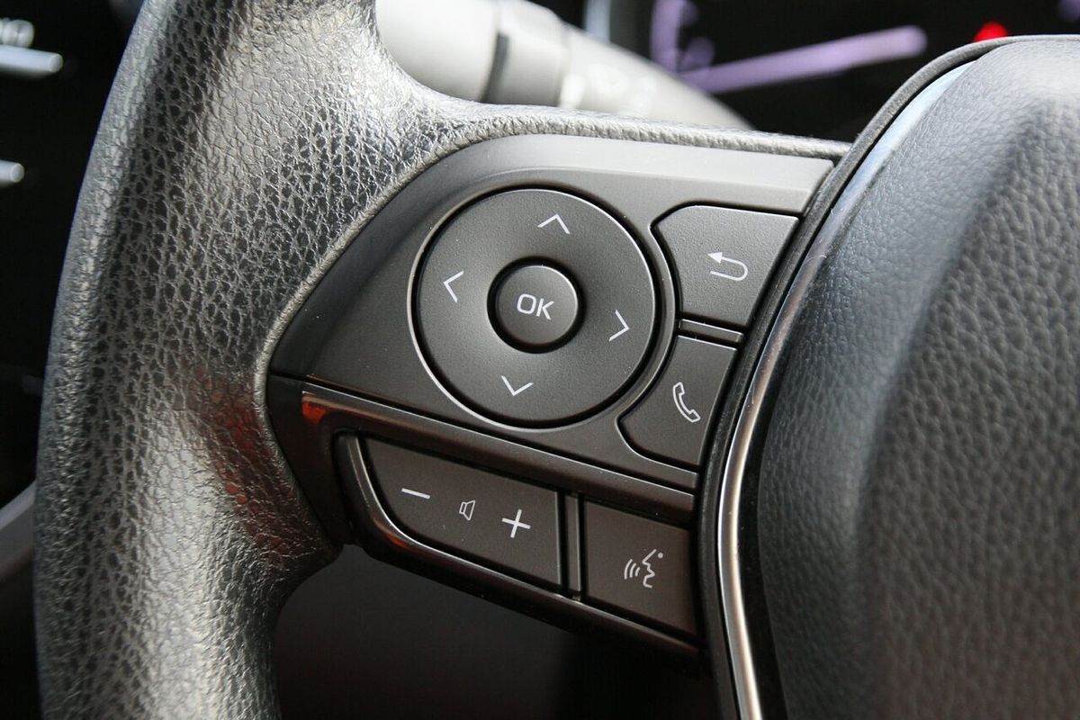 2019 Toyota Camry Ascent ASV70R