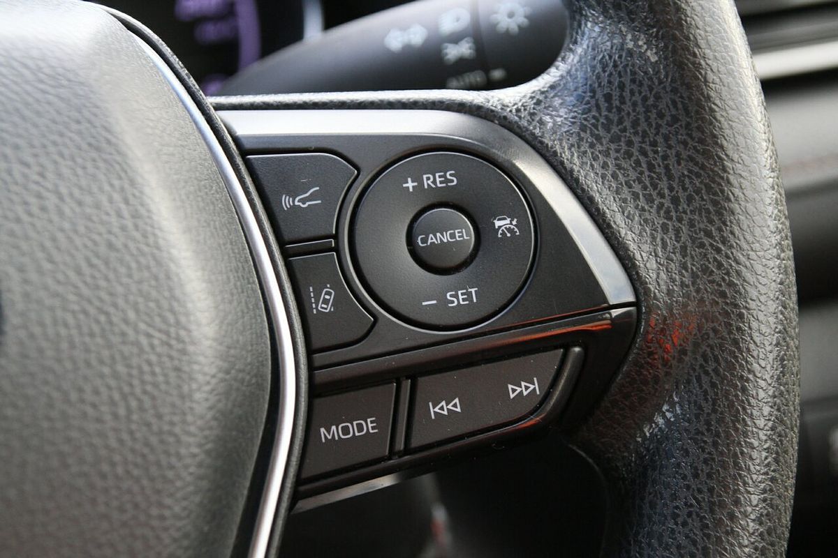 2019 Toyota Camry Ascent ASV70R