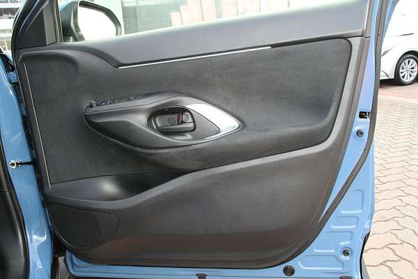 2023 Toyota Yaris Cross Urban MXPJ15R