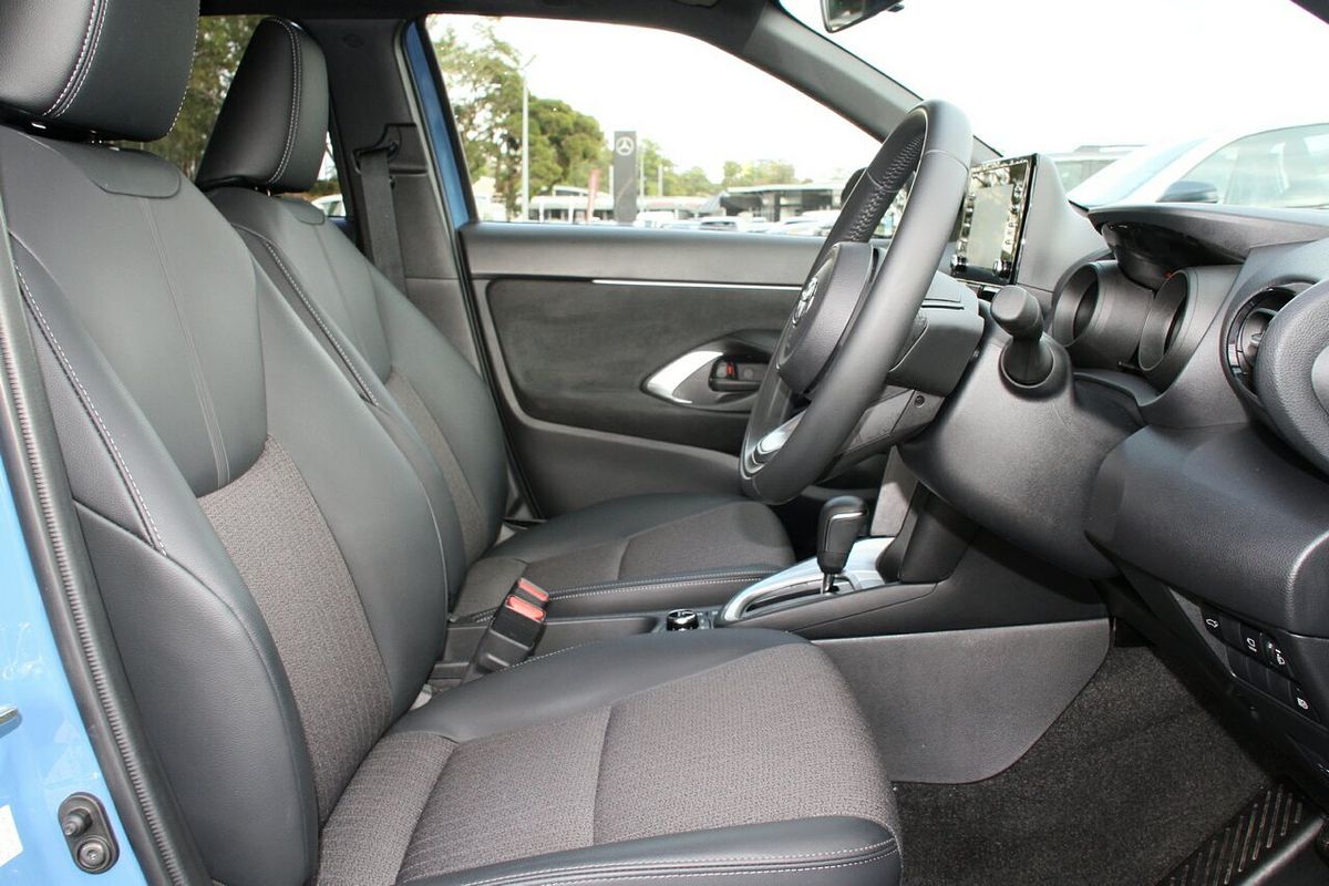 2023 Toyota Yaris Cross Urban MXPJ15R