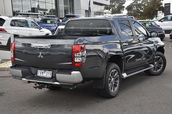 2022 Mitsubishi Triton GLS MR 4X4