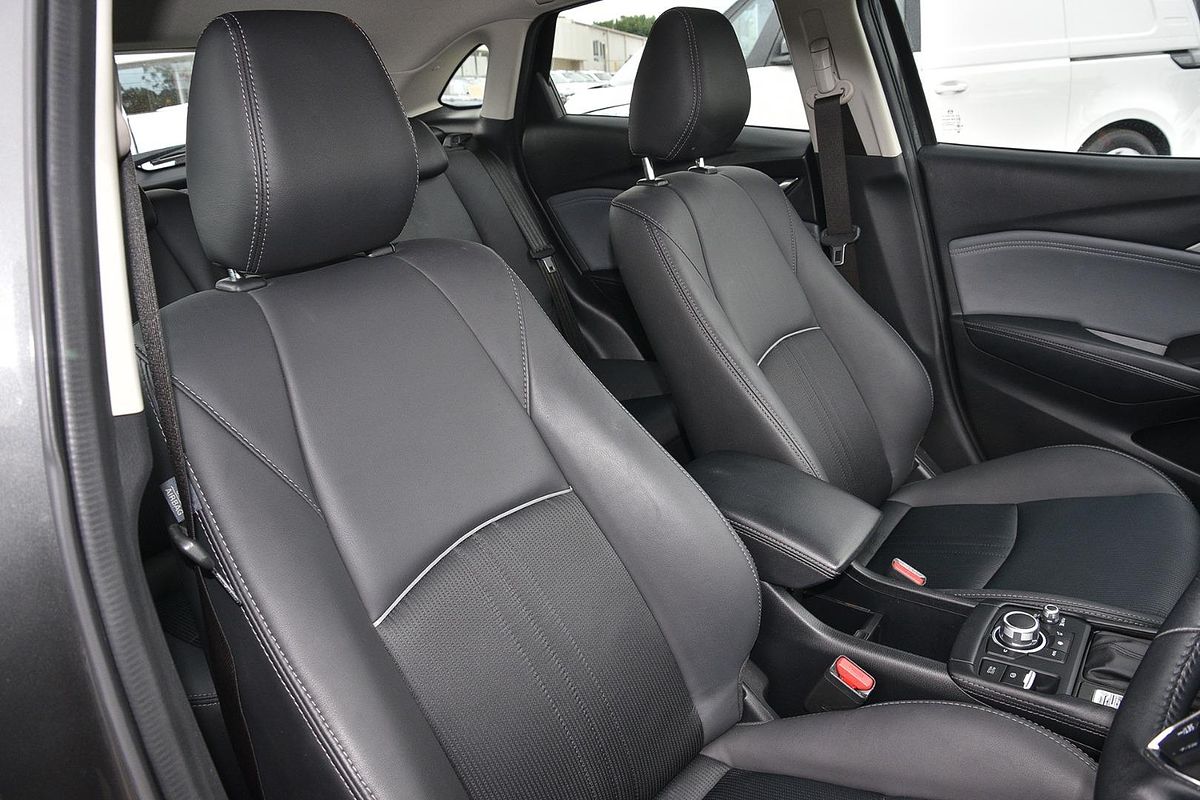 2022 Mazda CX-3 sTouring DK