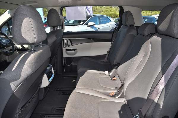 2021 Kia Carnival S KA4