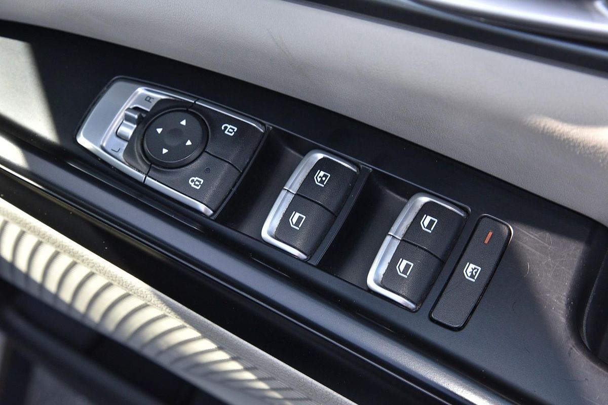 2021 Kia Carnival S KA4