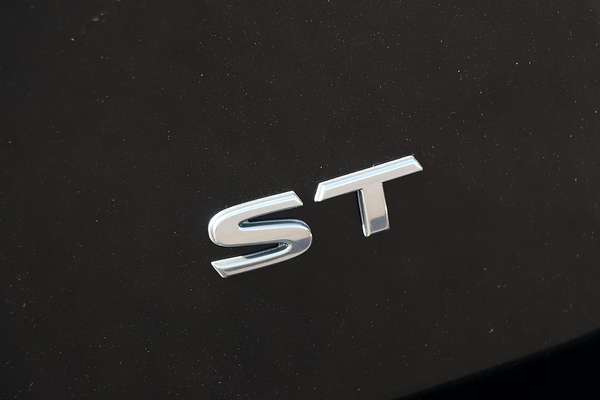 2018 Nissan Pathfinder ST R52 Series II