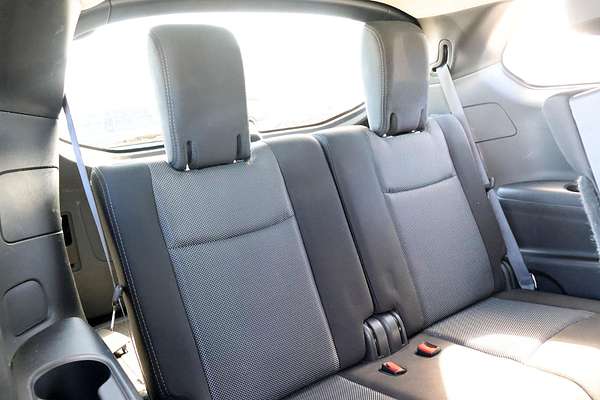 2018 Nissan Pathfinder ST R52 Series II