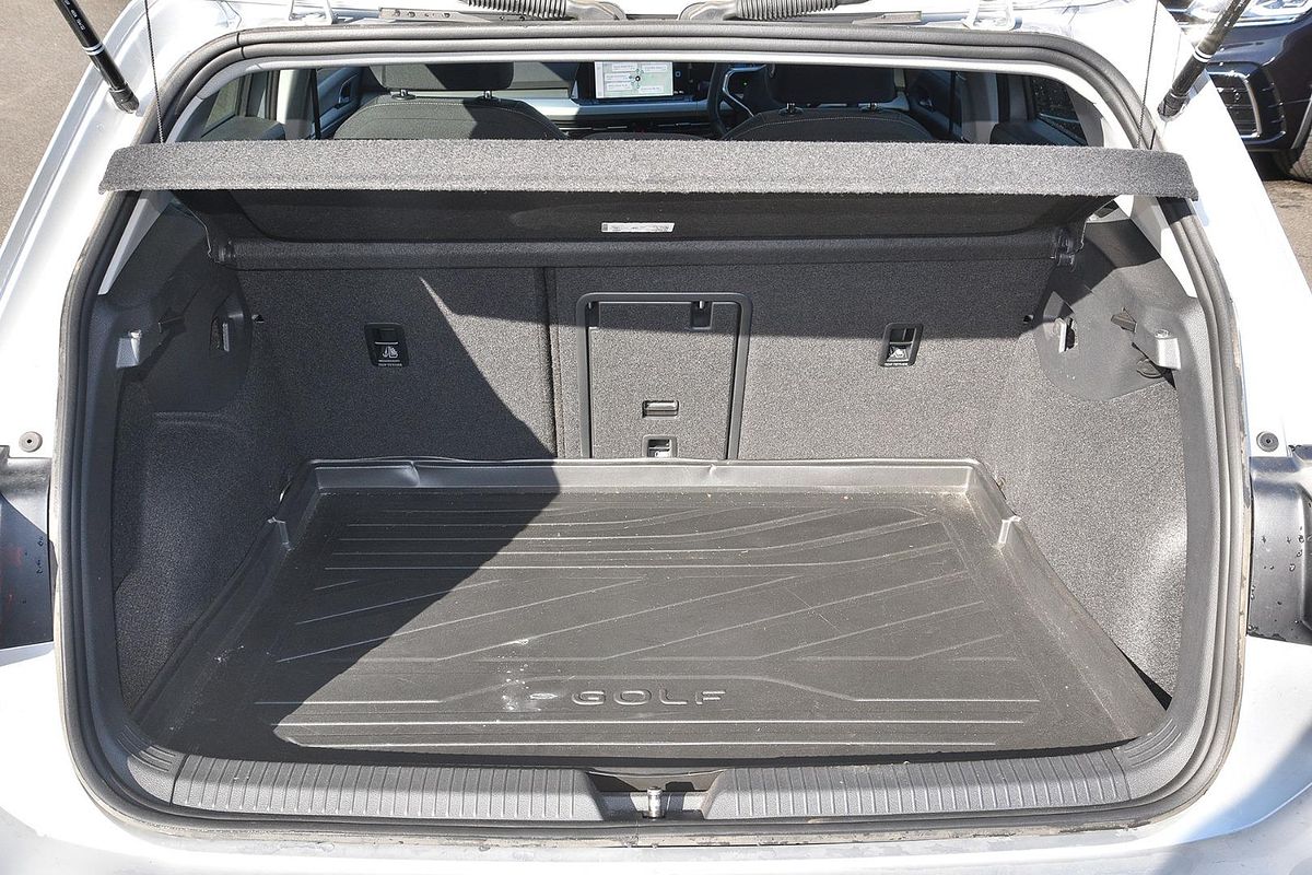 2022 Volkswagen Golf 110TSI Life 8