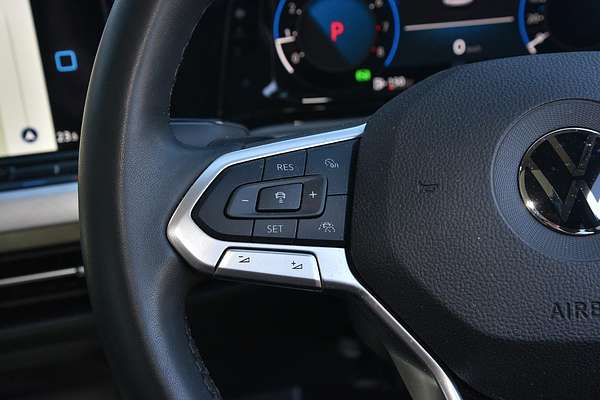 2022 Volkswagen Golf 110TSI Life 8