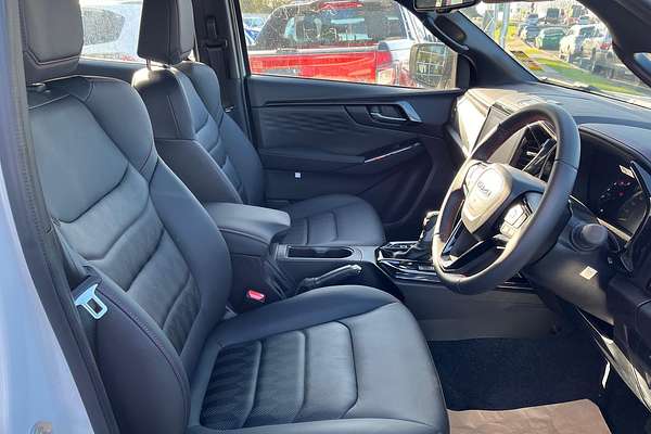 2024 Isuzu D-MAX X-TERRAIN 4X4