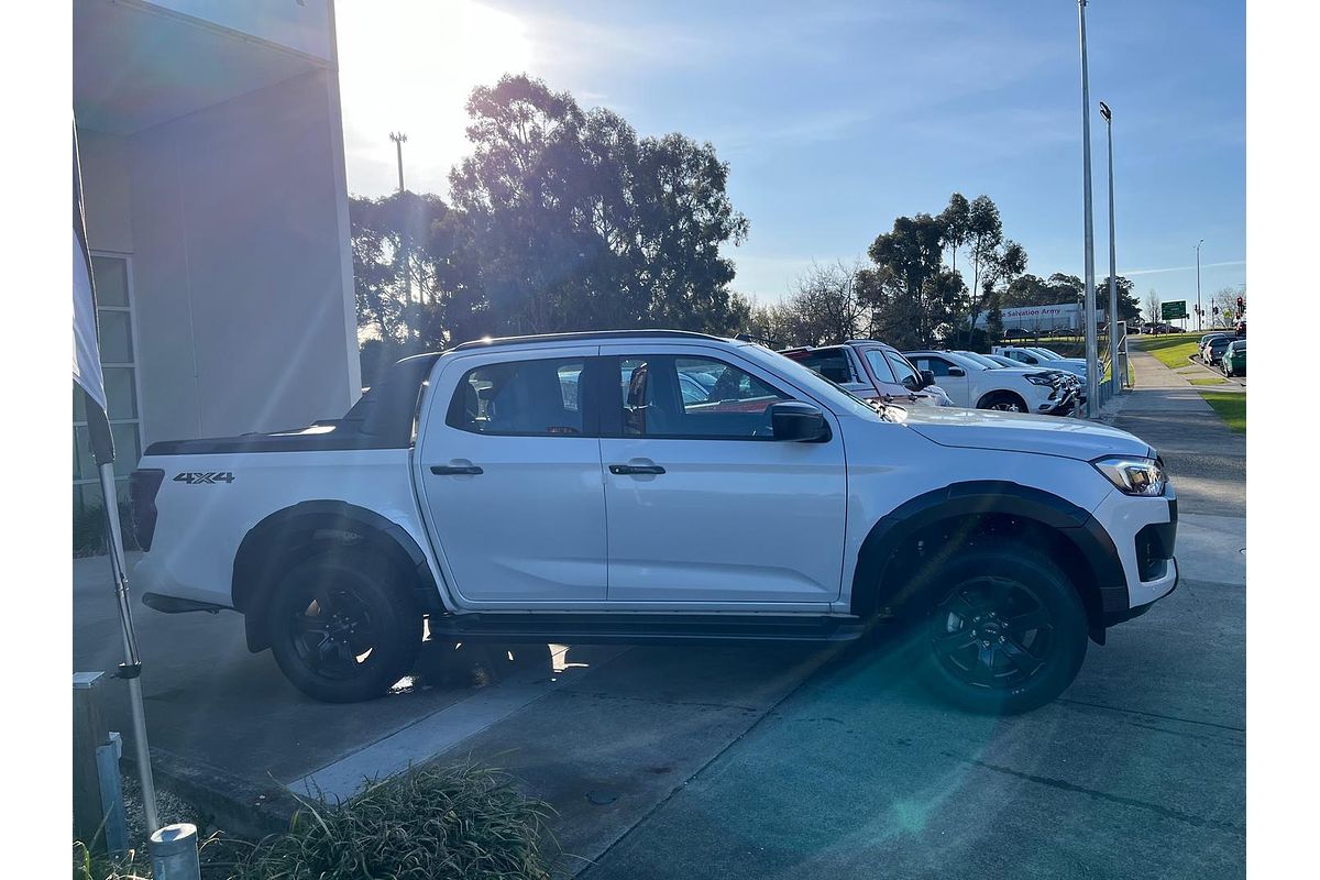 2024 Isuzu D-MAX X-TERRAIN 4X4