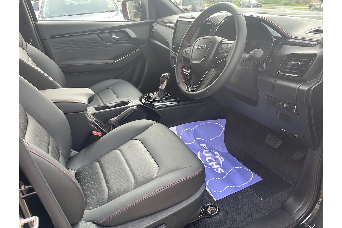 2024 Isuzu D-MAX X-TERRAIN 4X4