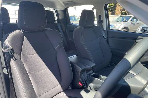 2025 Isuzu D-MAX SX 4X4